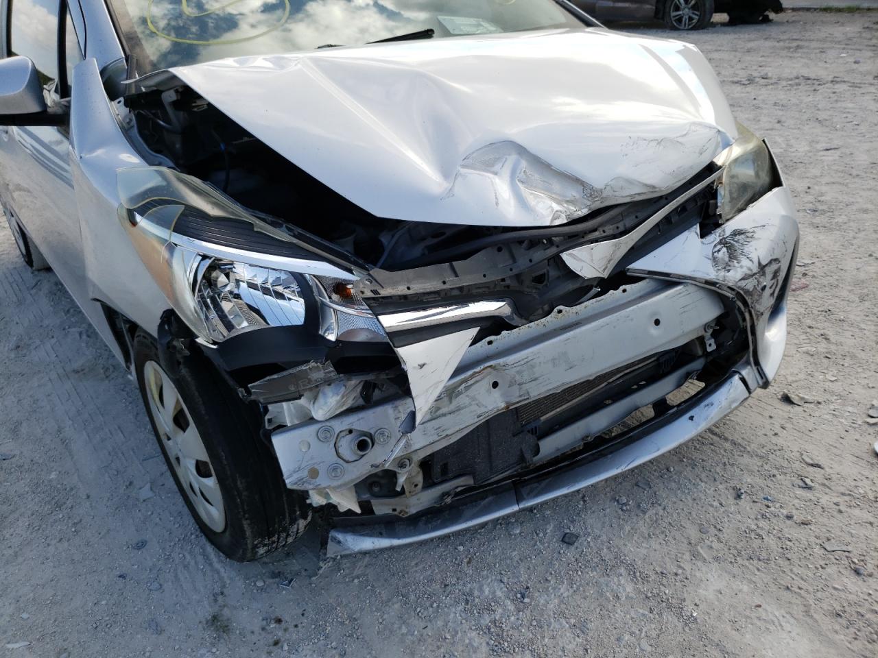Photo 9 from auction – 2015 TOYOTA YARIS with VIN VNKKTUD38FA016985