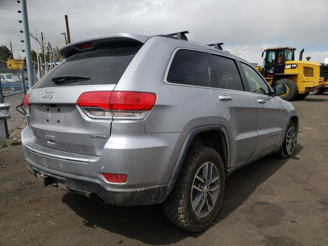Photo 4 from auction – 2017 JEEP GRAND CHER with VIN 1C4RJFBG2HC742847
