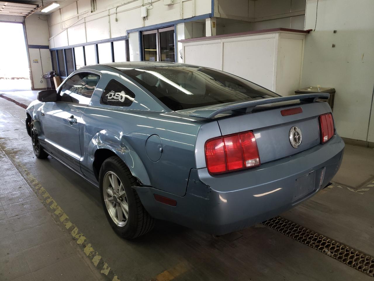 Photo 3 from auction – 2006 FORD MUSTANG with VIN 1ZVFT80N765181392