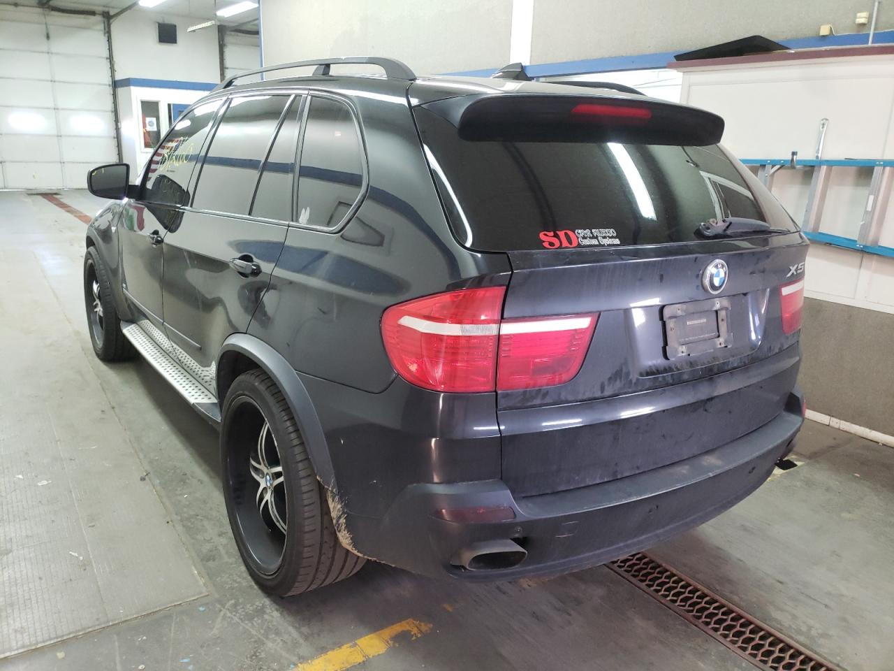 Photo 3 from auction – 2008 BMW X5 4.8I with VIN 5UXFE83598L163465