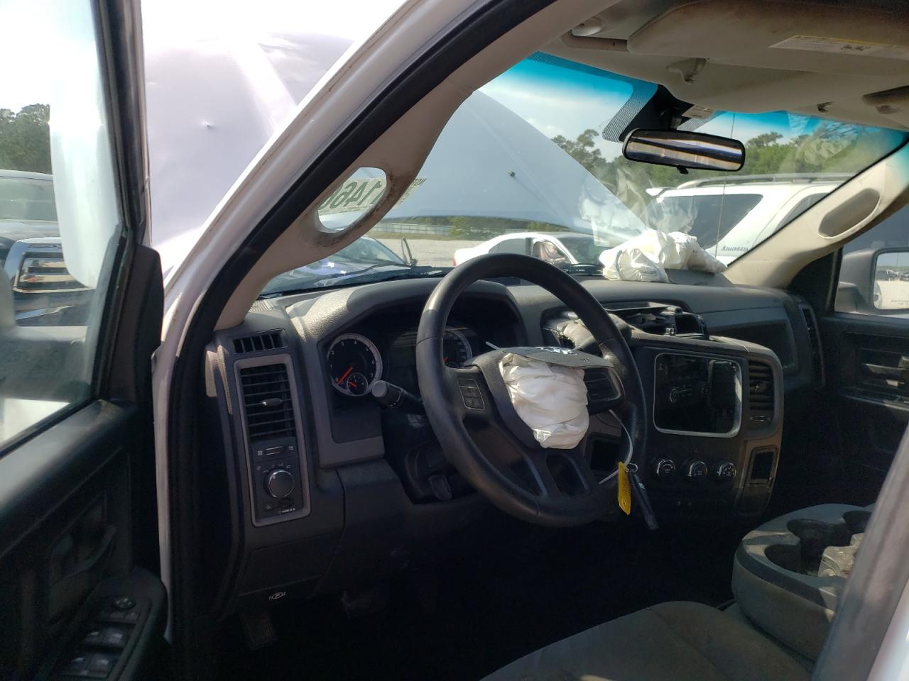 Photo 9 from auction – 2013 RAM 1500 ST with VIN 1C6RR6KP7DS606861