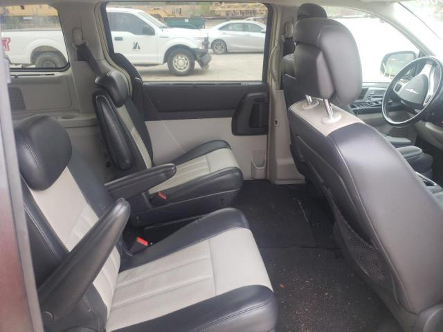 Photo 6 from auction – 2010 CHRYSLER TOWN&COUNT with VIN 2A4RR5DX5AR286544