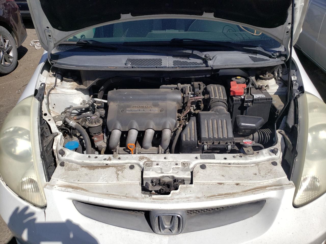 Photo 7 from auction – 2007 HONDA FIT S with VIN JHMGD38667S017153