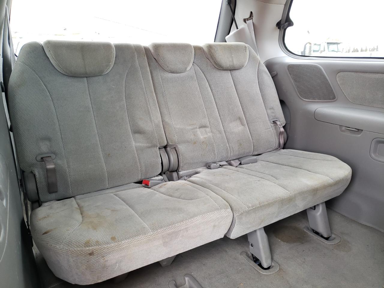 Photo 9 from auction – 2007 KIA SEDONA EX with VIN KNDMB233576120669