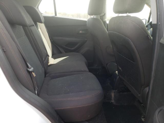 Photo 6 from auction – 2017 CHEVROLET TRAX LS with VIN KL7CJKSB9HB246644
