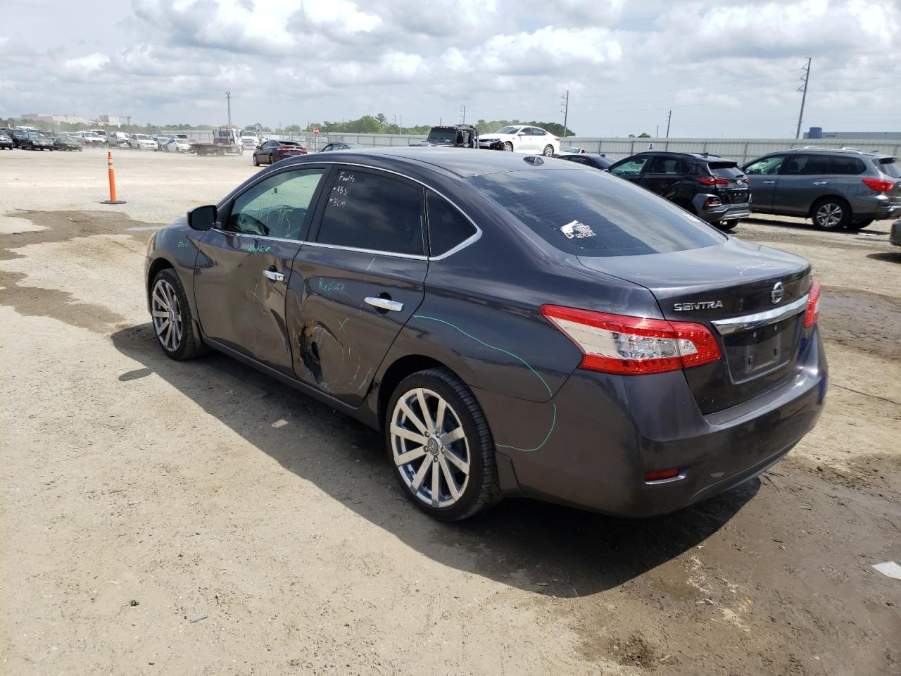 Photo 3 from auction – 2015 NISSAN SENTRA S with VIN 3N1AB7AP2FL691565