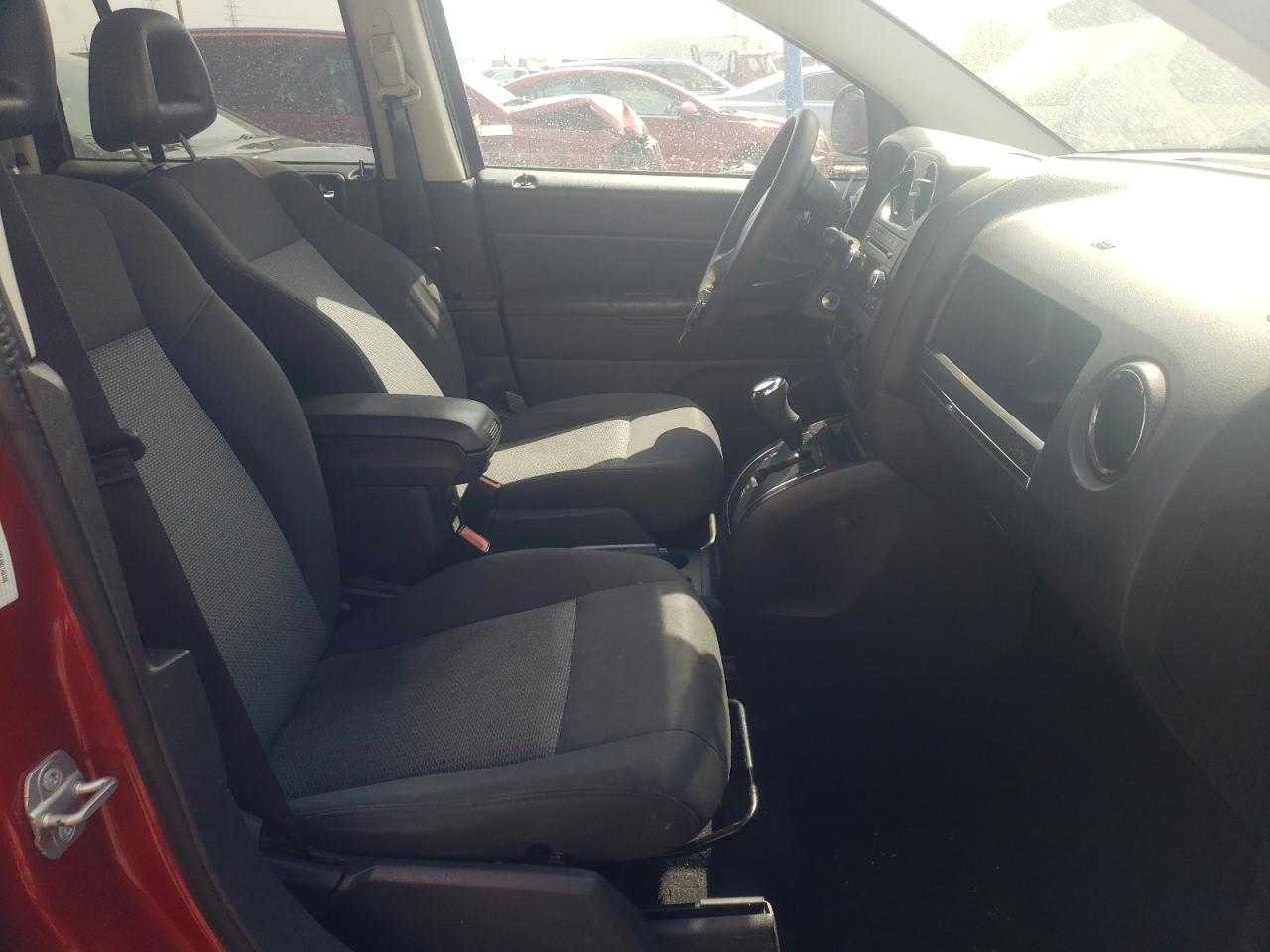 Photo 5 from auction – 2009 JEEP COMPASS SP with VIN 1J4FT47A49D140186