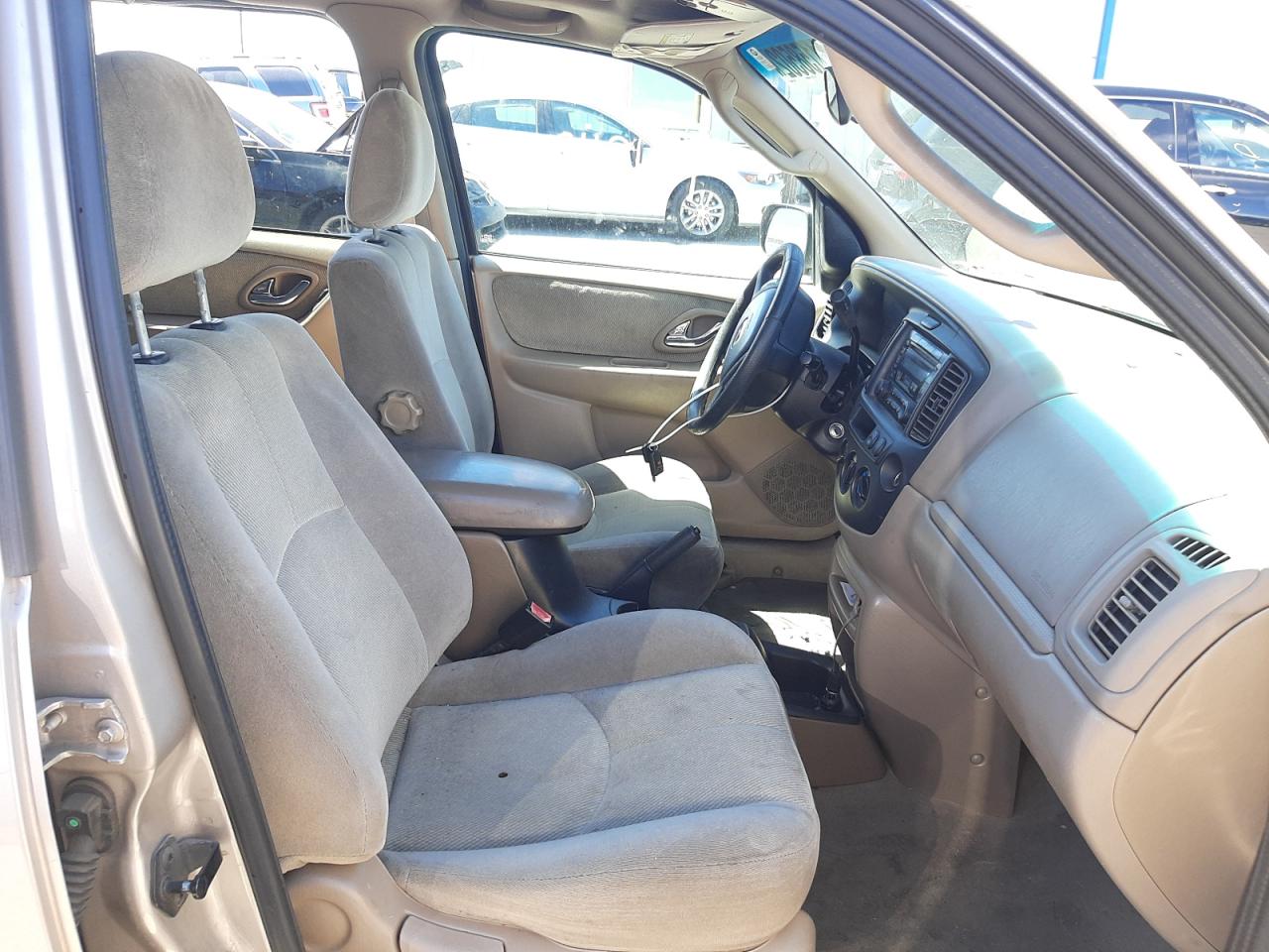 Photo 5 from auction – 2002 MAZDA TRIBUTE LX with VIN 4F2YU09132KM19762