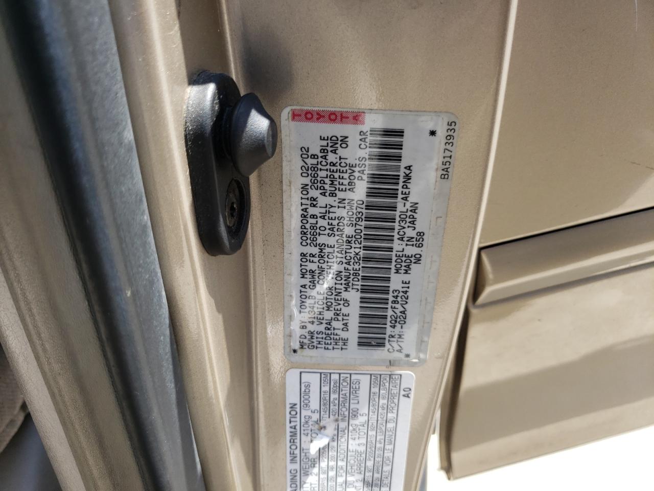 Photo 10 from auction – 2002 TOYOTA CAMRY LE with VIN JTDBE32K120079370