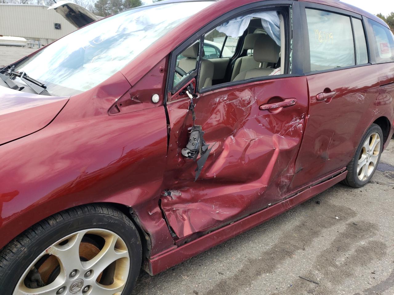 Photo 9 from auction – 2010 MAZDA 5 with VIN JM1CR2WL4A0388514