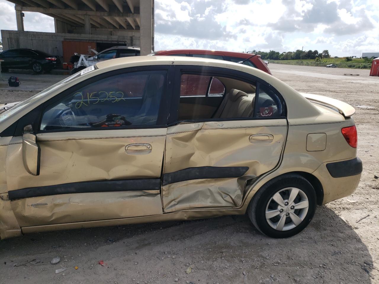 Photo 9 from auction – 2008 KIA RIO BASE with VIN KNADE123686392231