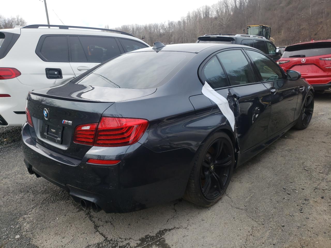 Photo 4 from auction – 2015 BMW M5 with VIN WBSFV9C55FD595087