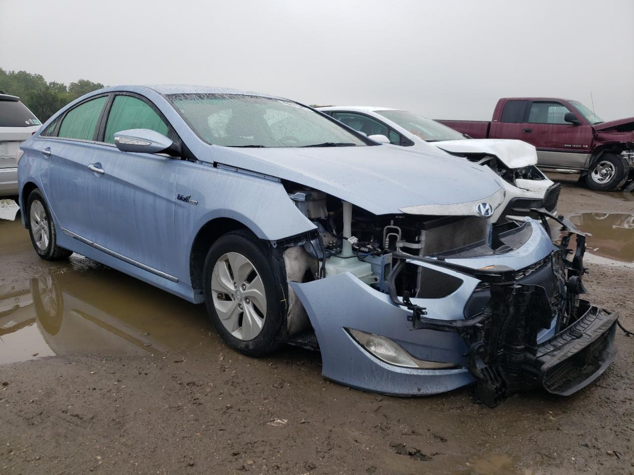 HYUNDAI SONATA HYB 2014 with VIN KMHEC4A42EA114181 - Photo from auction
