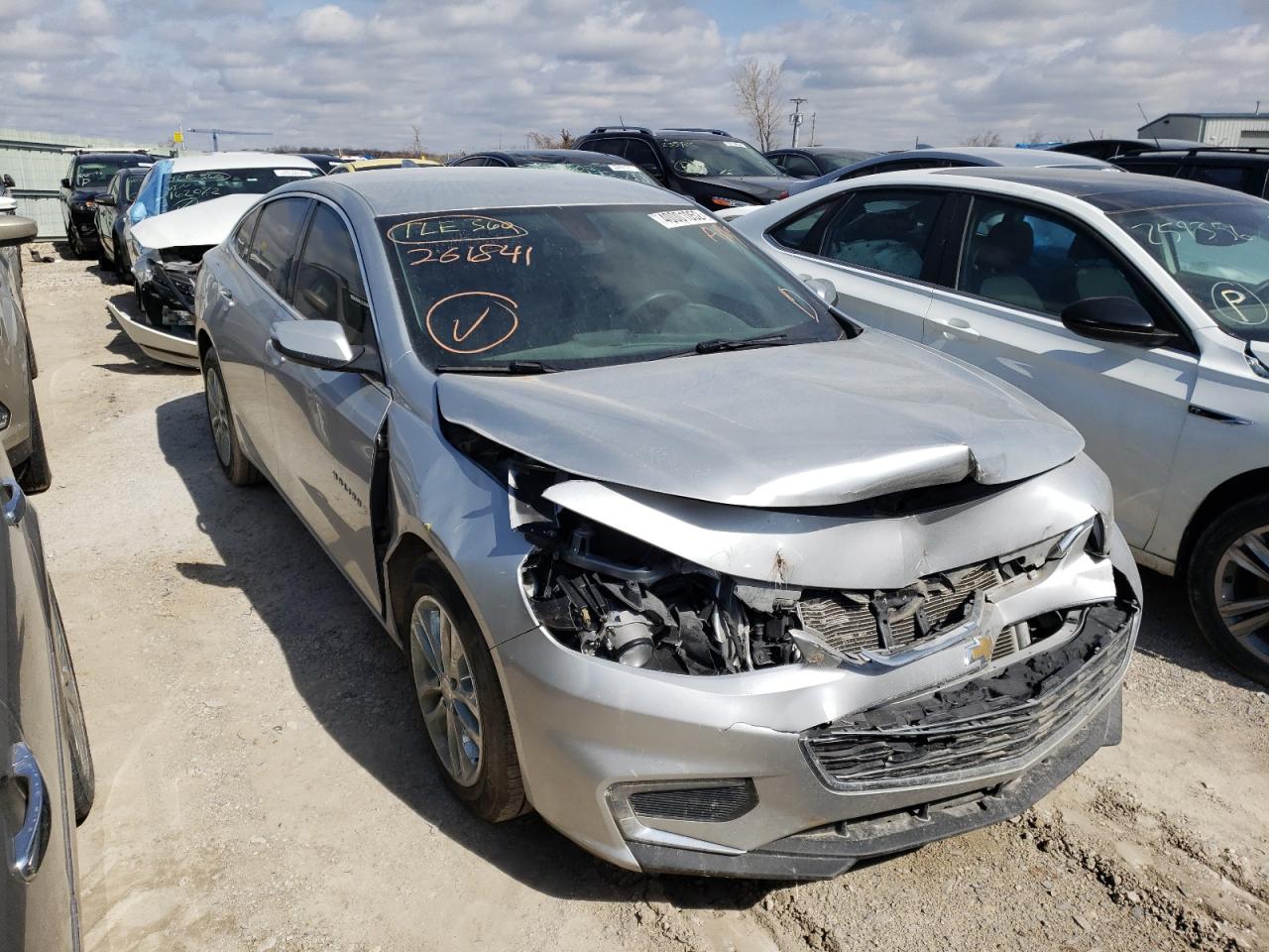 Photo 1 from auction – 2017 CHEVROLET MALIBU LT with VIN 1G1ZE5ST2HF261841