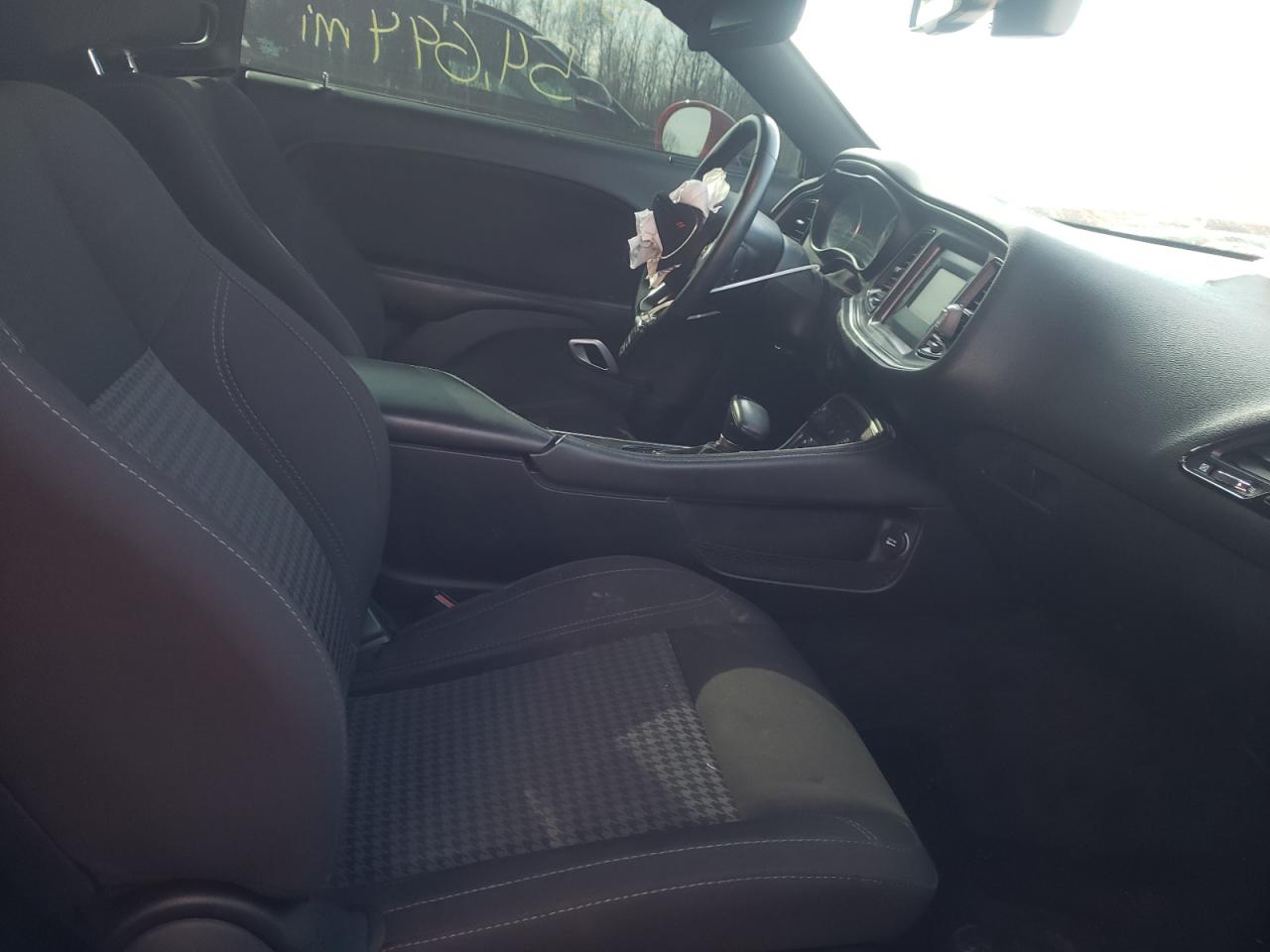 Photo 5 from auction – 2016 DODGE CHALLENGER with VIN 2C3CDZAG2GH291161