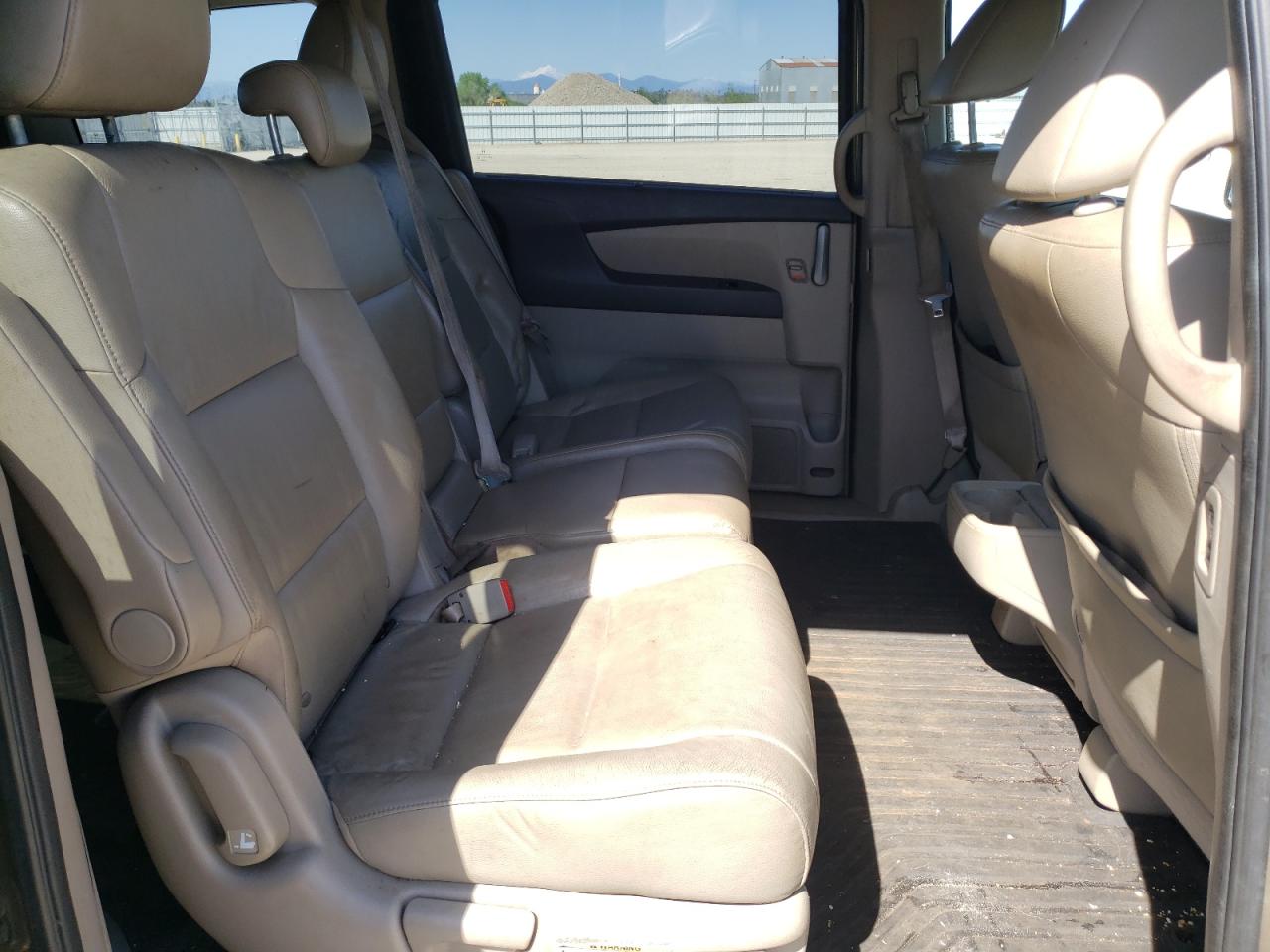 Photo 6 from auction – 2011 HONDA ODYSSEY EX with VIN 5FNRL5H64BB024939