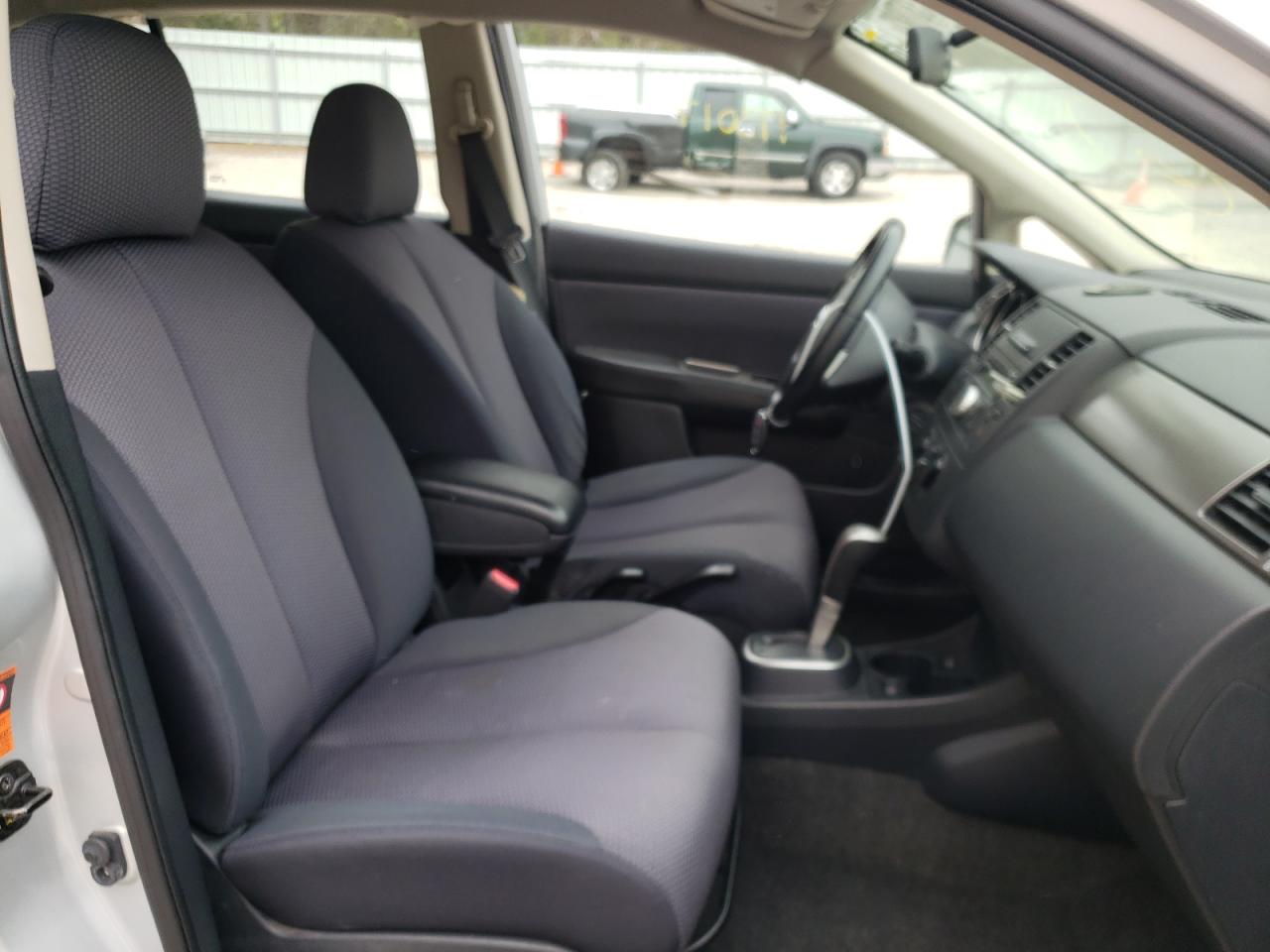 Photo 5 from auction – 2008 NISSAN VERSA S with VIN 3N1BC13E48L383567