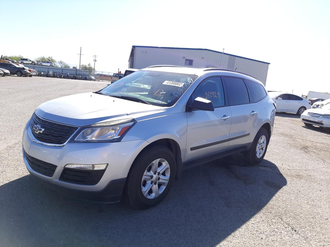 Photo 2 from auction – 2013 CHEVROLET TRAVERSE L with VIN 1GNKRFED0DJ129330