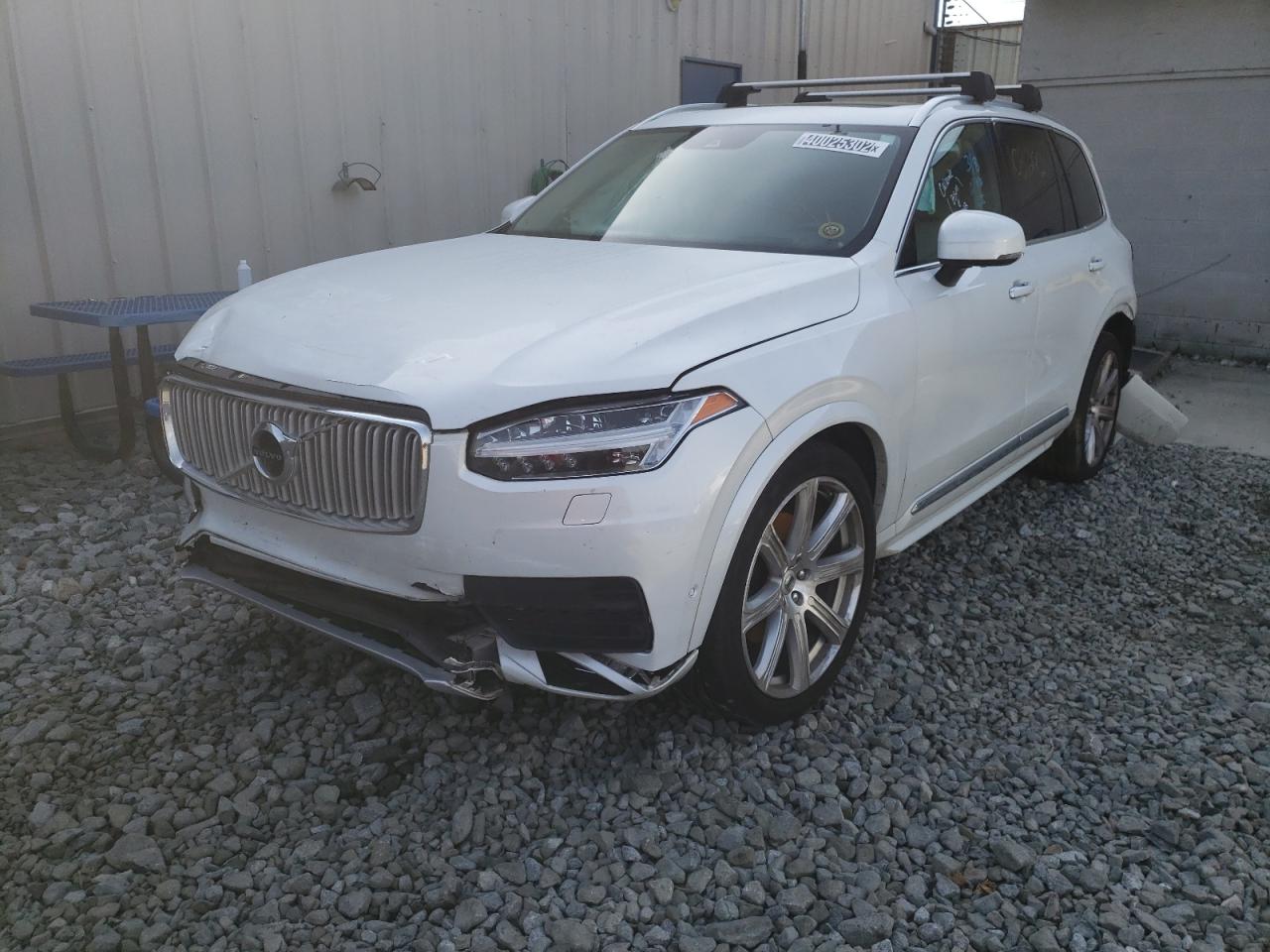Photo 2 from auction – 2017 VOLVO XC90 T6 with VIN YV4A22PL6H1182364