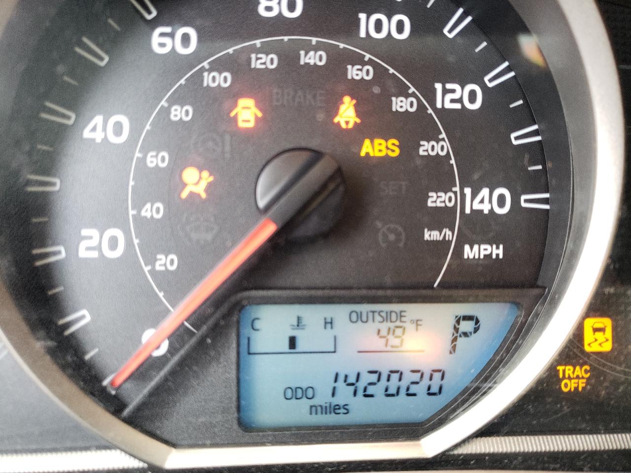 Photo 8 from auction – 2014 TOYOTA RAV4 XLE with VIN 2T3WFREVXEW087152