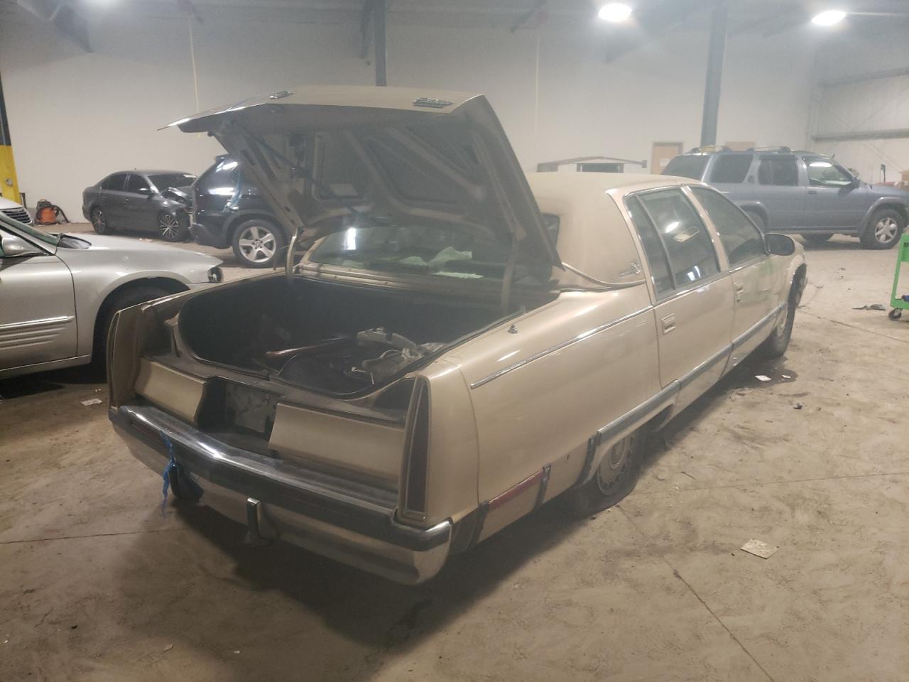 Photo 4 from auction – 1995 CADILLAC FLEETWOOD with VIN 1G6DW52P6SR704129