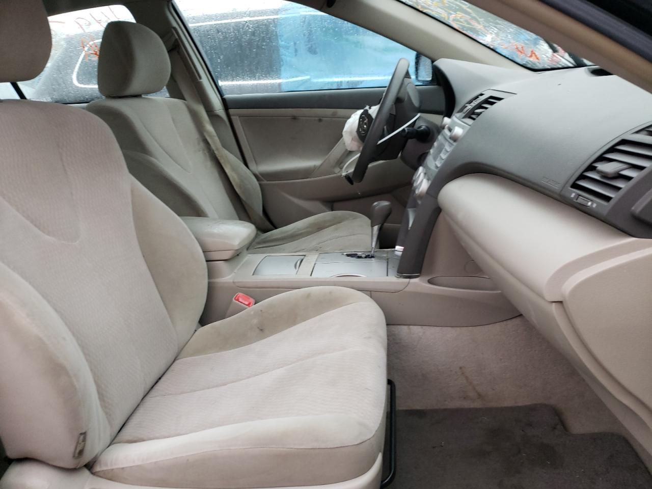 Photo 5 from auction – 2010 TOYOTA CAMRY BASE with VIN 4T1BF3EK0AU096009