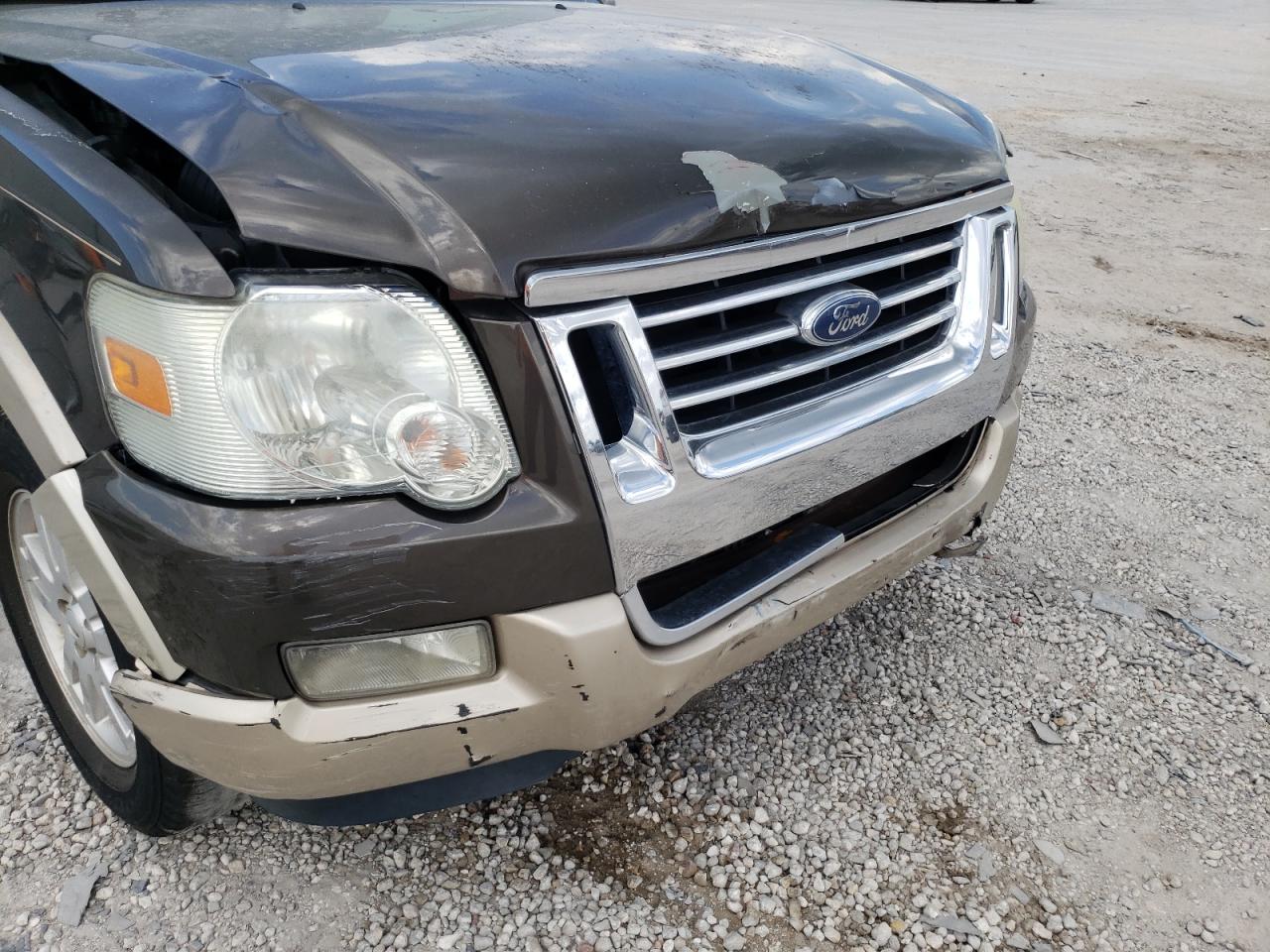 Photo 9 from auction – 2008 FORD EXPLORER E with VIN 1FMEU64E98UB11553