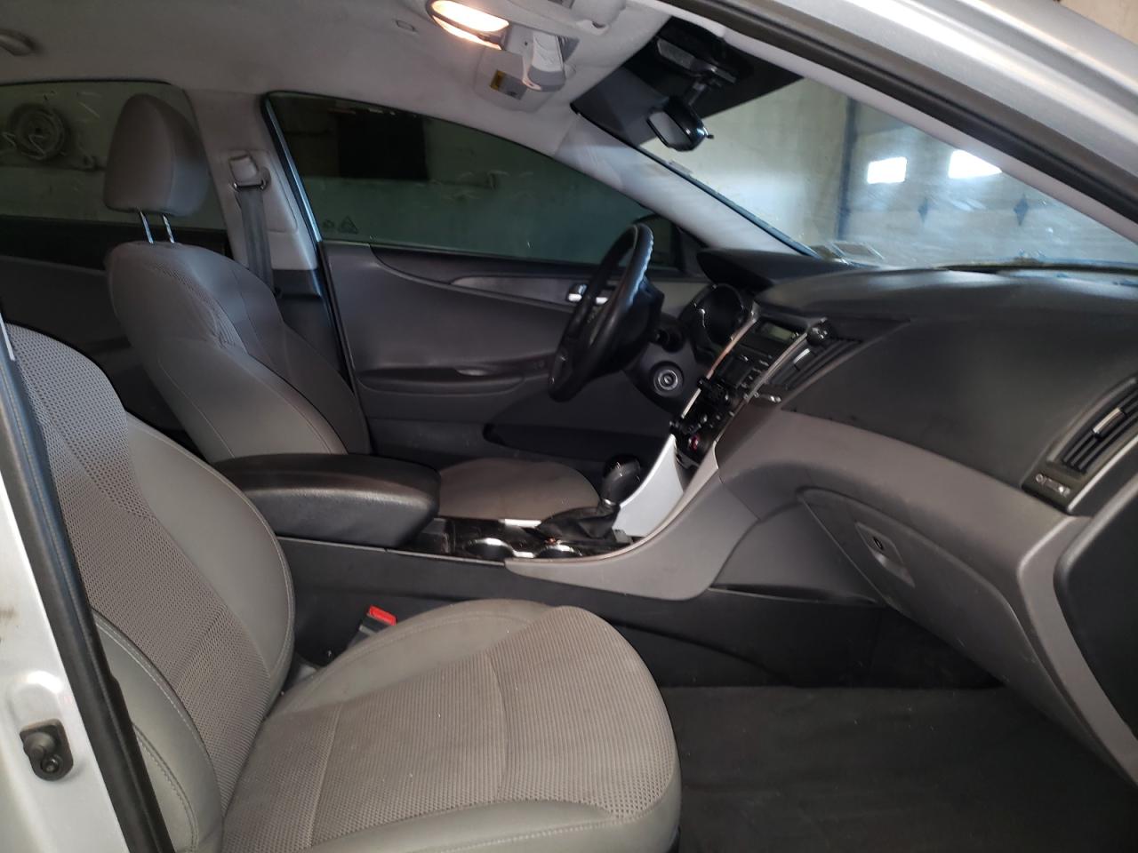 Photo 5 from auction – 2013 HYUNDAI SONATA GLS with VIN 5NPEB4ACXDH793543