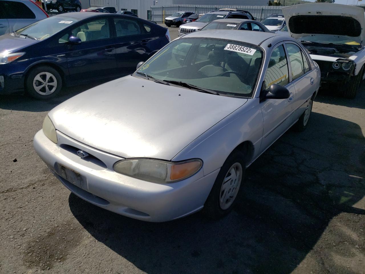 Photo 2 from auction – 2001 FORD ESCORT with VIN 3FAFP13P01R169236