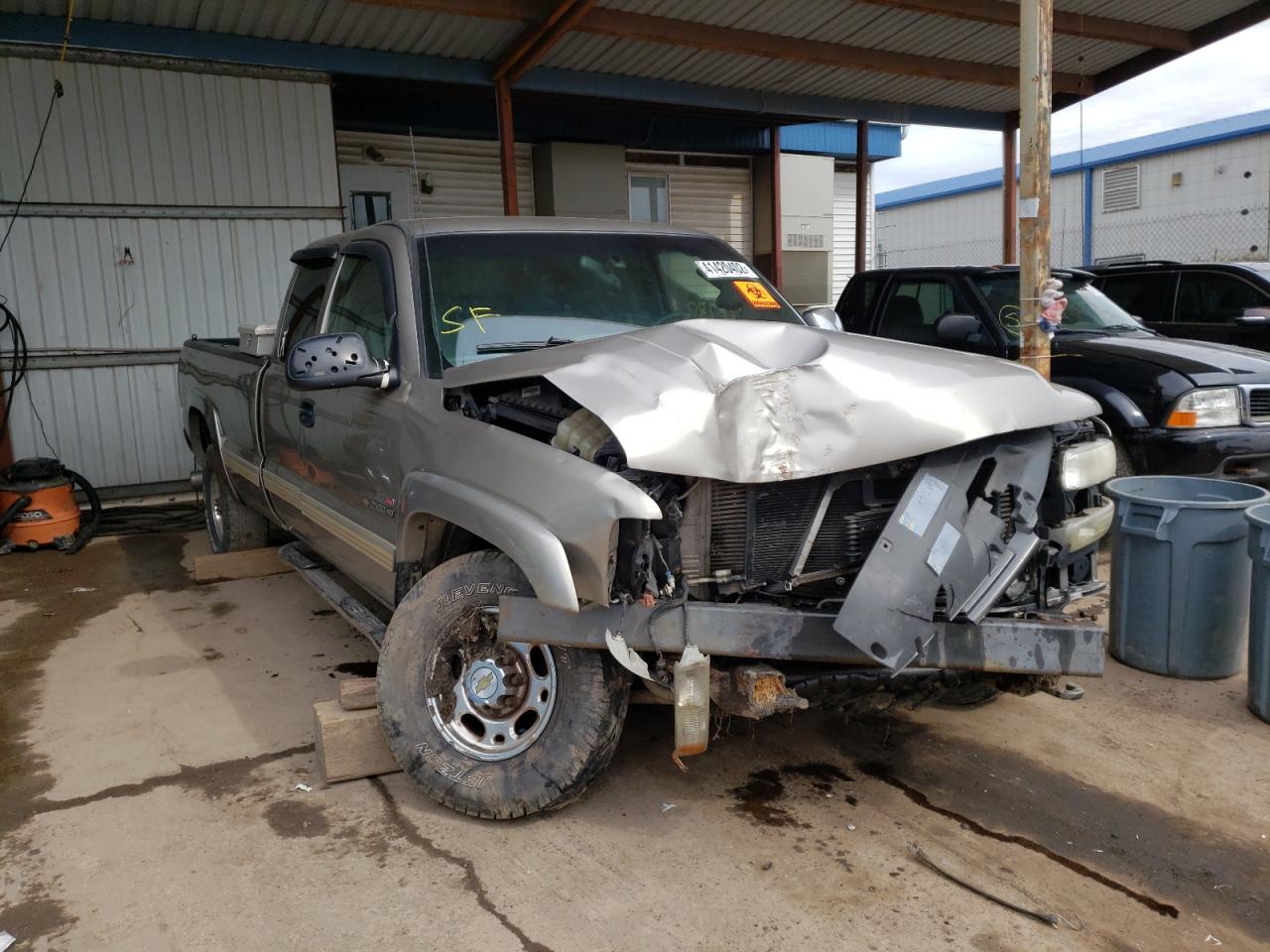 CHEVROLET SILVERADO 2002 with VIN 1GCHC29142E108967 - Photo from auction