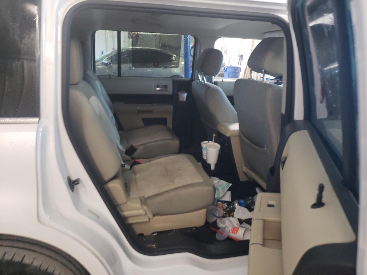 Photo 6 from auction – 2017 FORD FLEX SEL with VIN 2FMGK5C84HBA12617