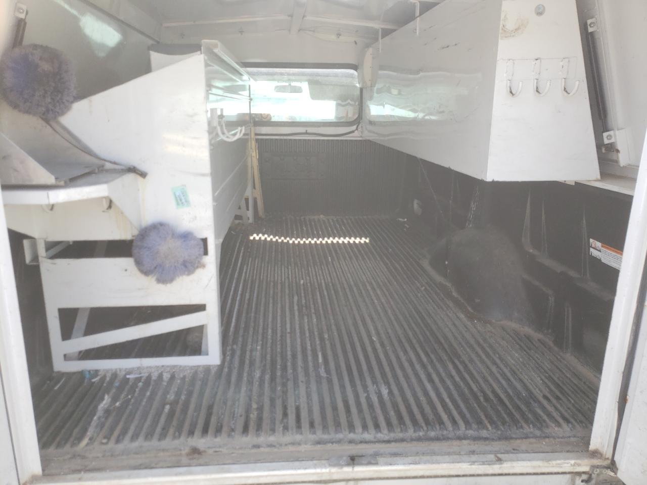 Photo 6 from auction – 2008 FORD F150 with VIN 1FTRF12218KB70314