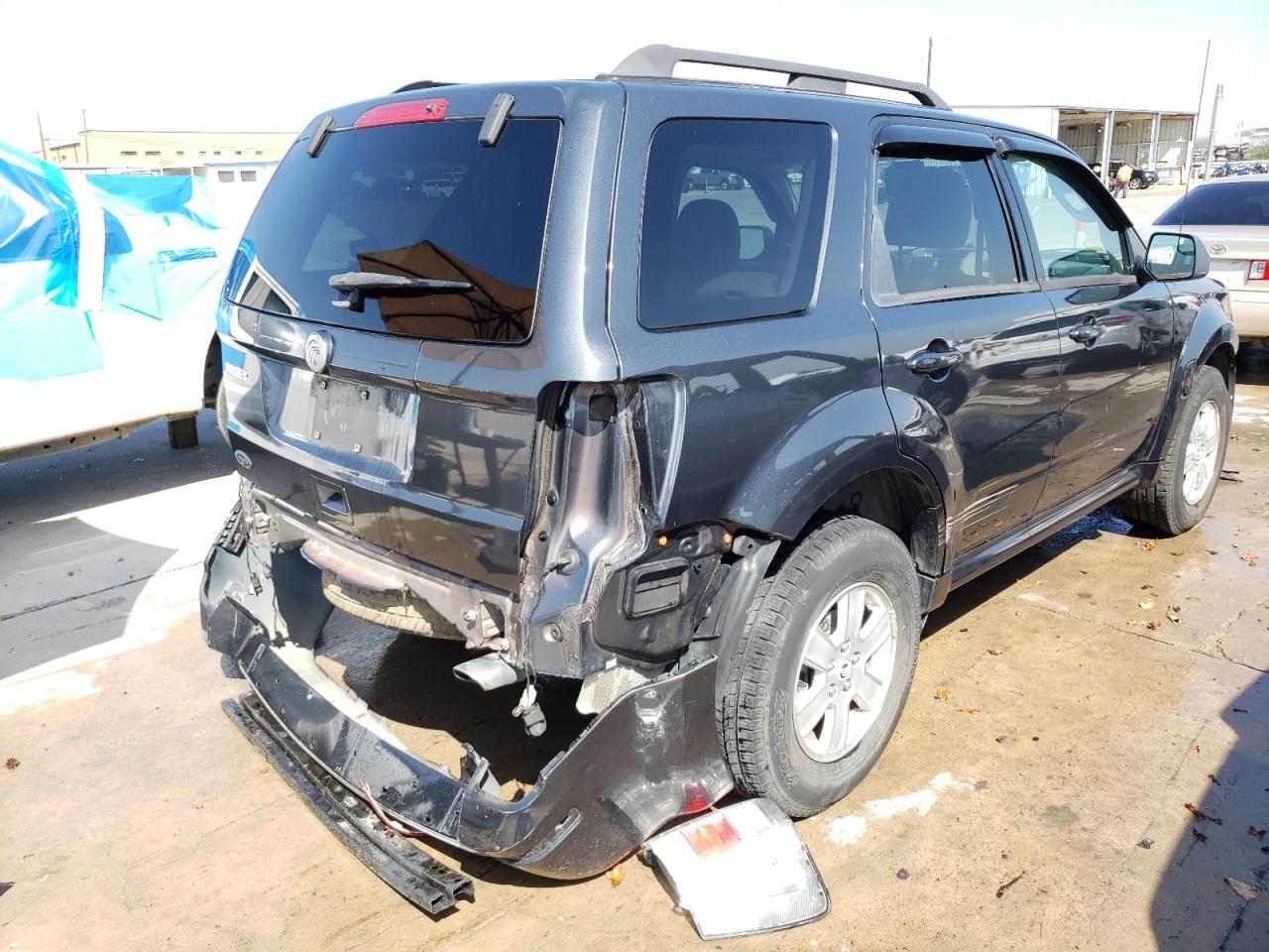 Photo 4 from auction – 2010 MERCURY MARINER with VIN 4M2CN8B78AKJ03058