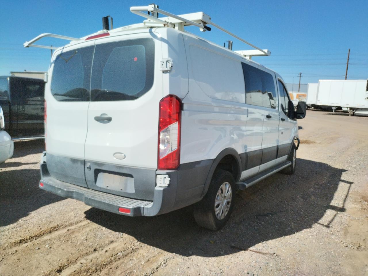 Photo 4 from auction – 2016 FORD TRANSIT T- with VIN 1FTYR1ZM9GKB37165