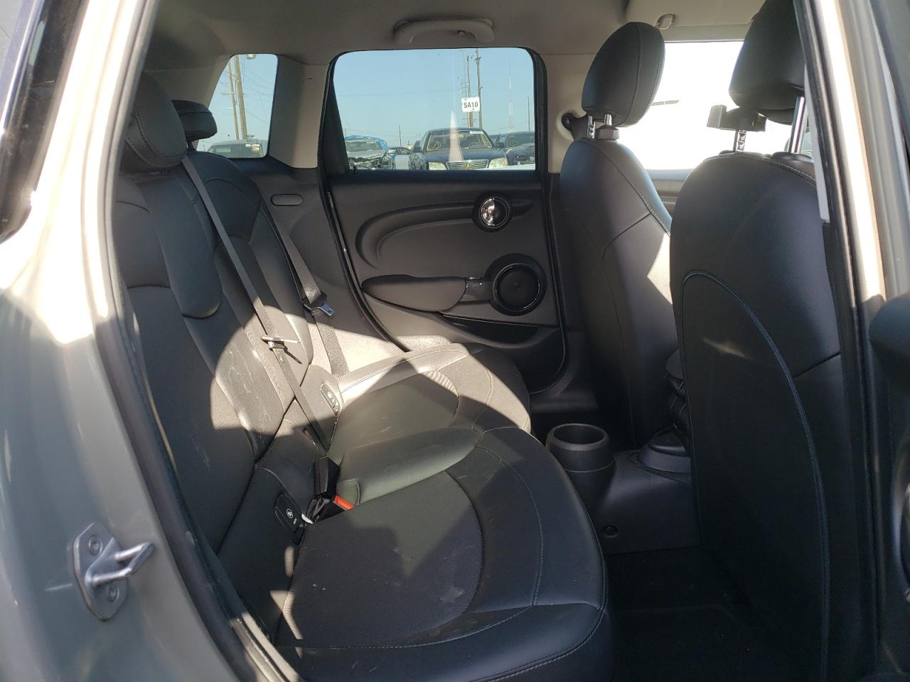 Photo 6 from auction – 2017 MINI COOPER with VIN WMWXU1C39H2F78130