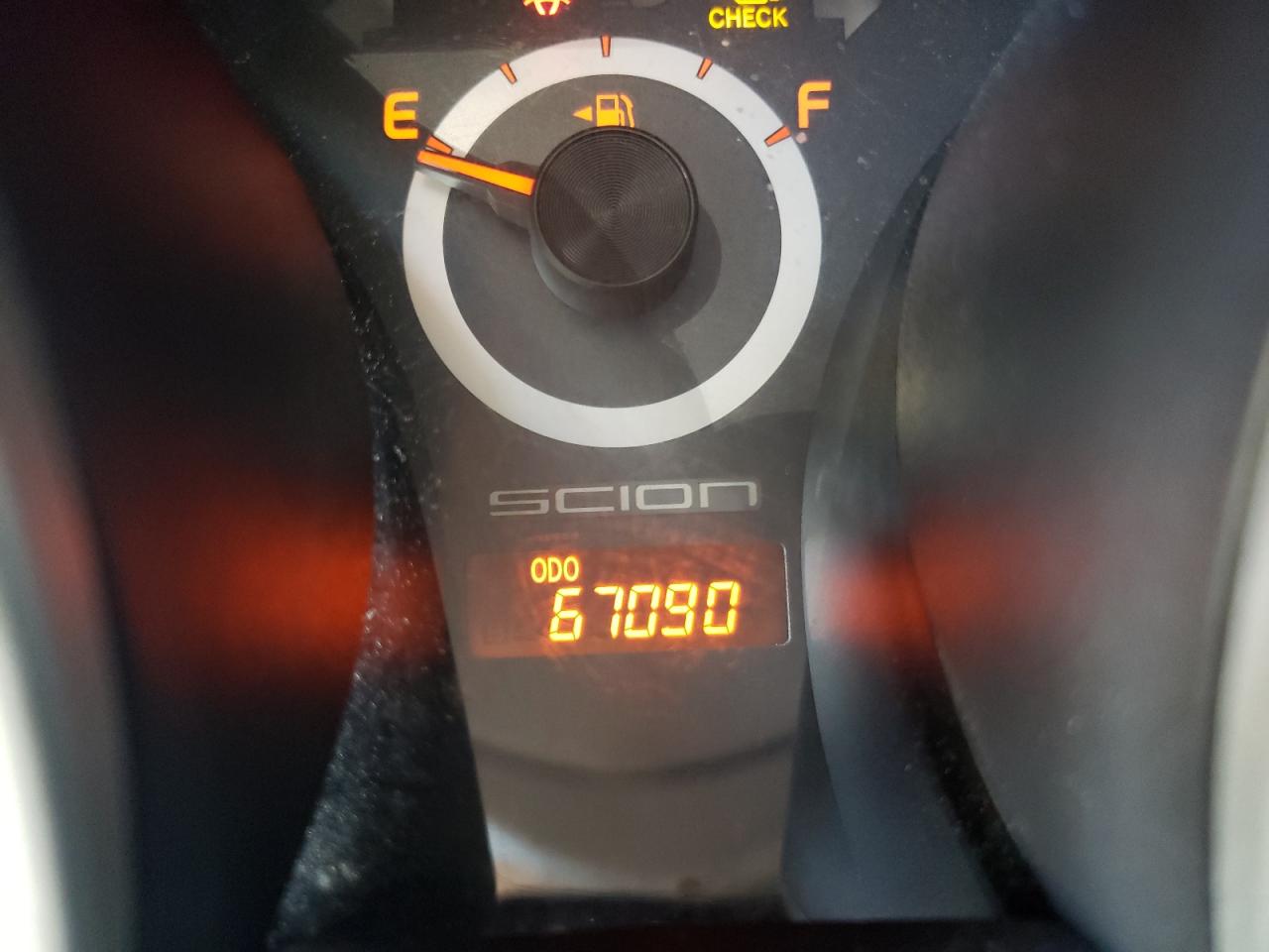 Photo 8 from auction – 2016 TOYOTA SCION TC with VIN JTKJF5C70GJ021193