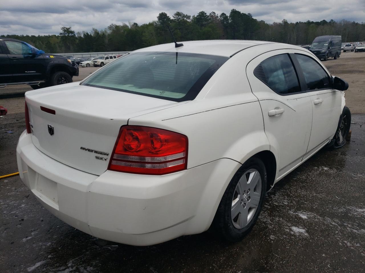صورة رقم 4 من المزاد - 2010 DODGE AVENGER SX مع VIN 1B3CC4FB9AN101600