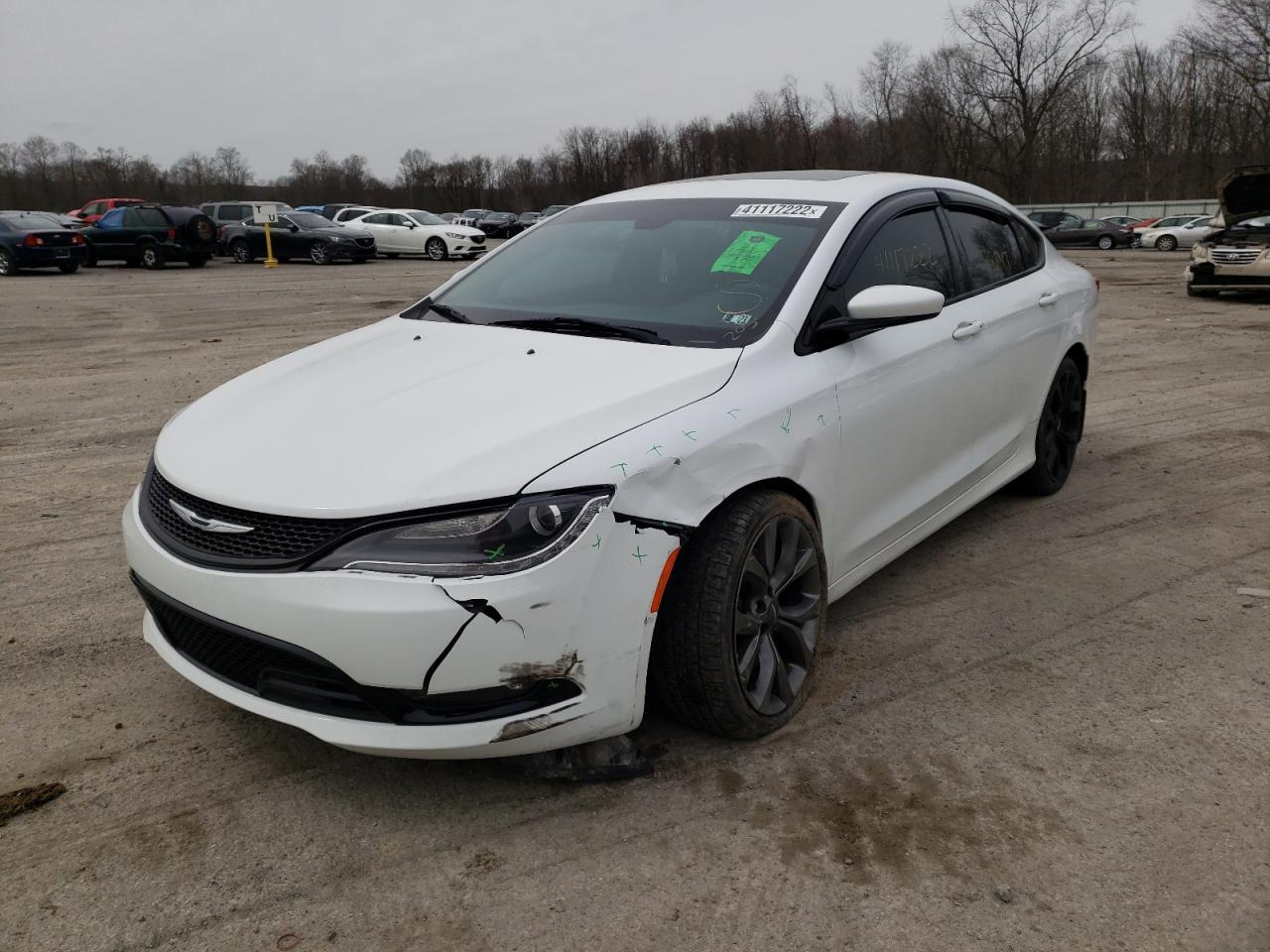 Photo 2 from auction – 2015 CHRYSLER 200 S with VIN 1C3CCCDG0FN530255