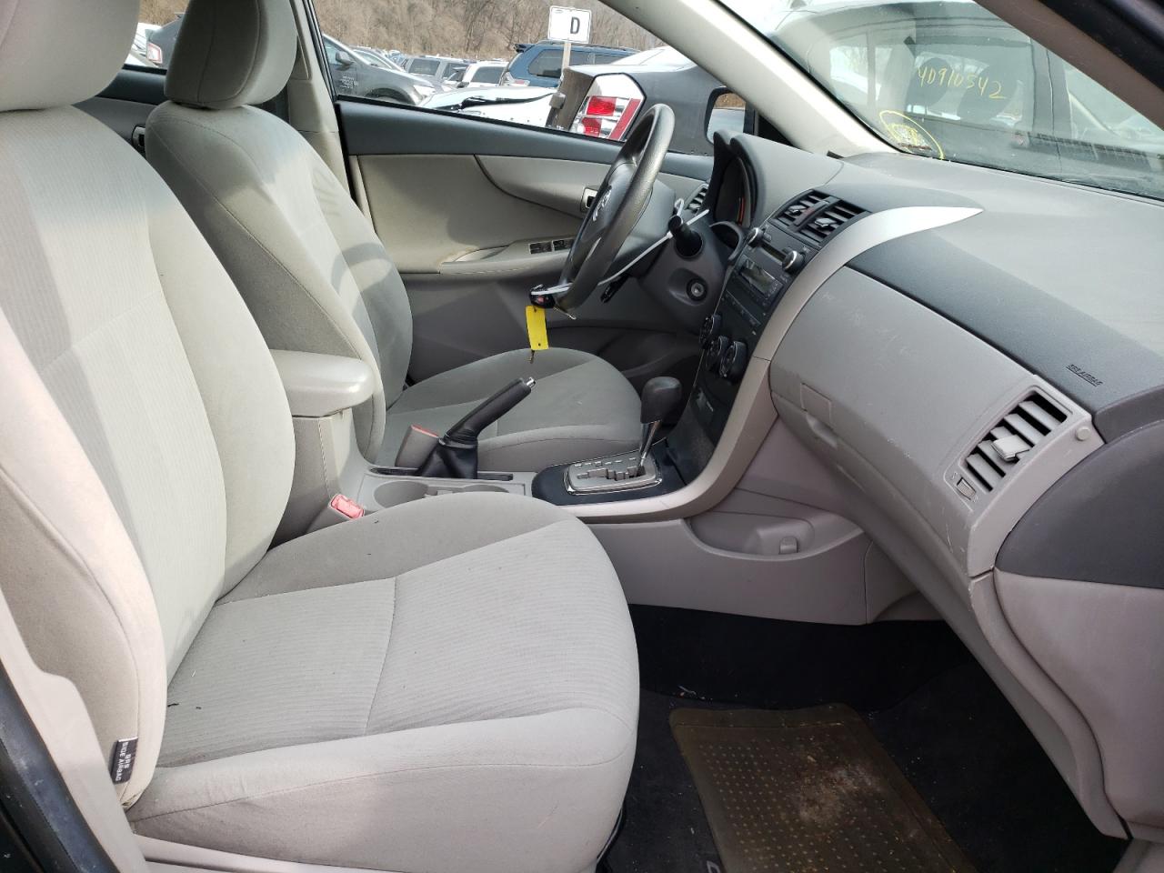 Foto 5 de la subasta – 2010 TOYOTA COROLLA BA con VIN 2T1BU4EE3AC260313