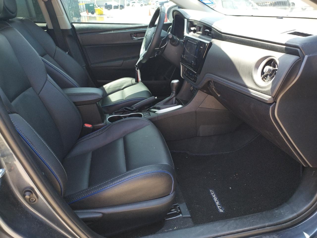 Photo 5 from auction – 2017 TOYOTA COROLLA L with VIN 5YFBURHE6HP682191