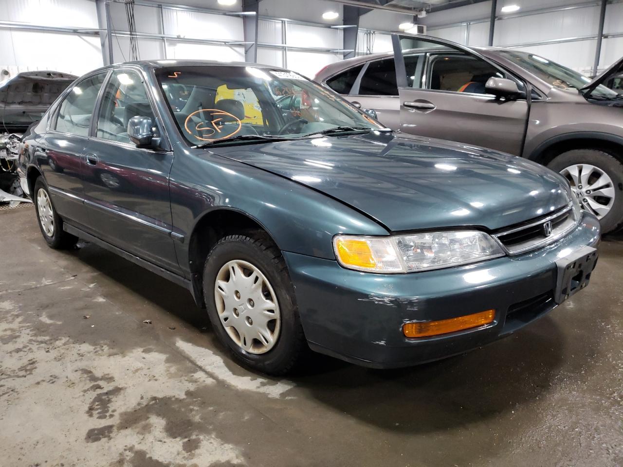 HONDA ACCORD VAL 1997 with VIN 1HGCD5682VA182220 - Photo from auction