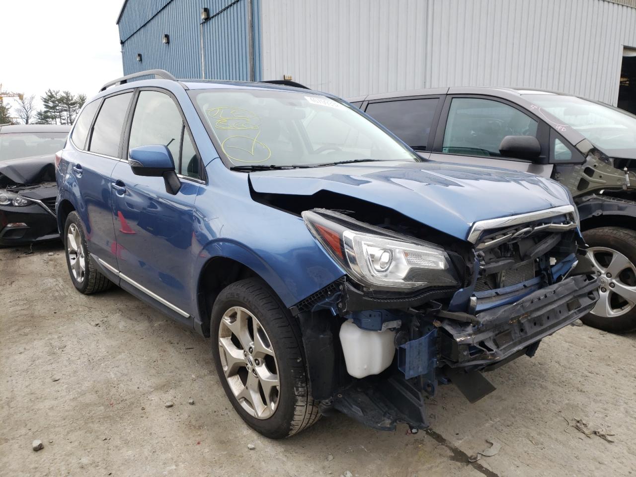 SUBARU FORESTER 2 2017 with VIN JF2SJAWC5HH588926 - Photo from auction