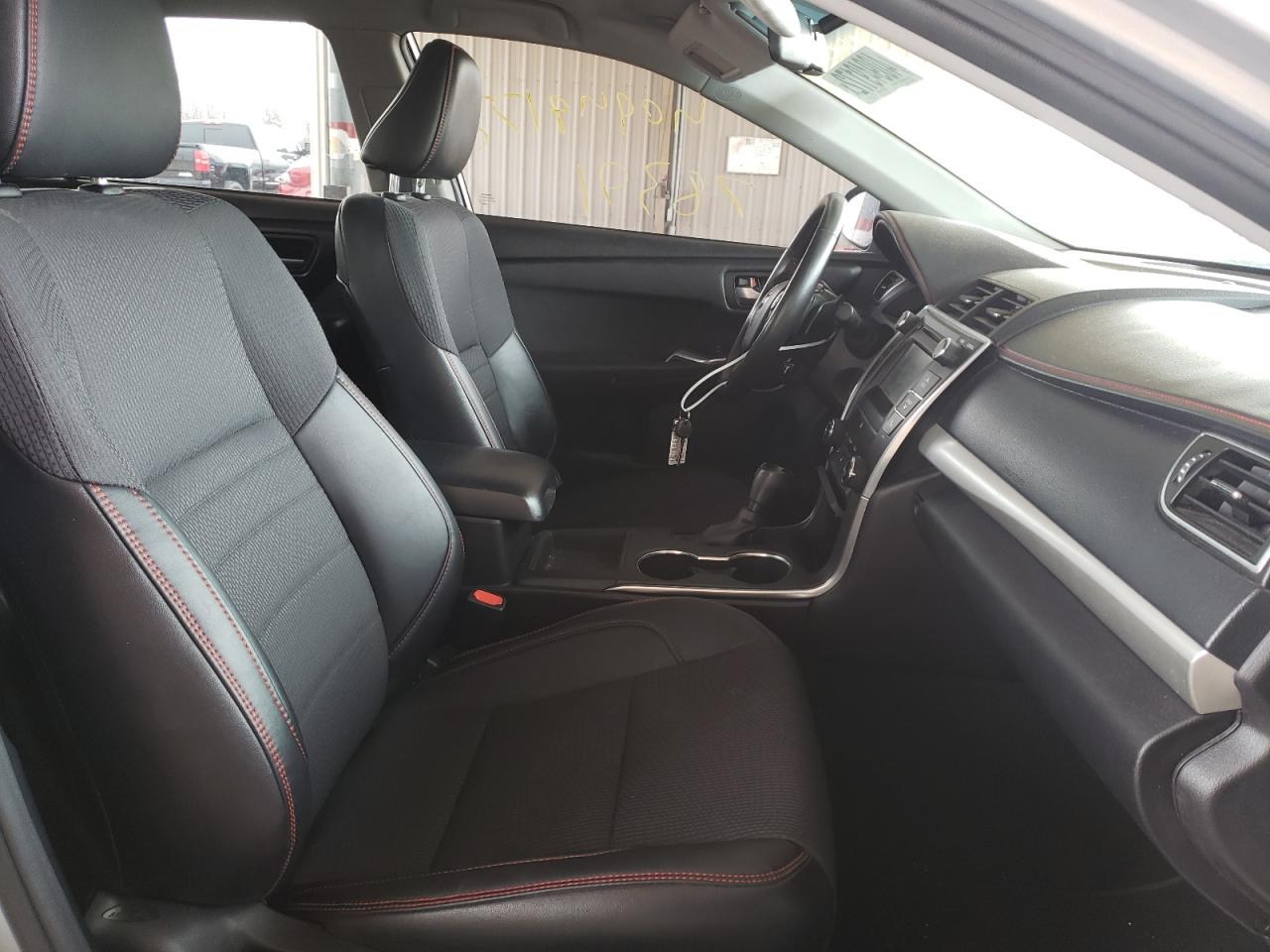 Photo 5 from auction – 2016 TOYOTA CAMRY LE with VIN 4T1BF1FK3GU517278