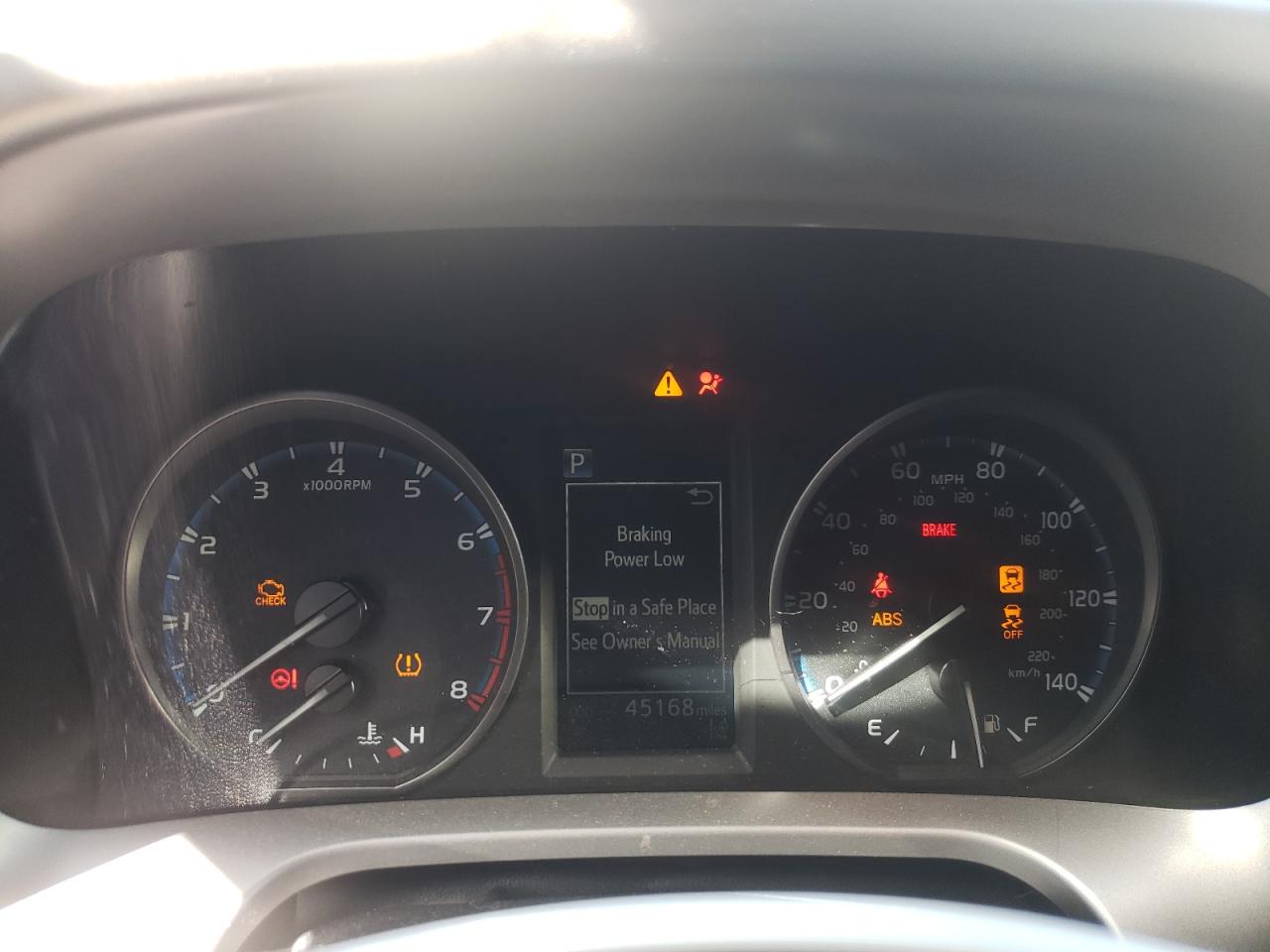 Photo 8 from auction – 2017 TOYOTA RAV4 LE with VIN JTMBFREV3HJ709950