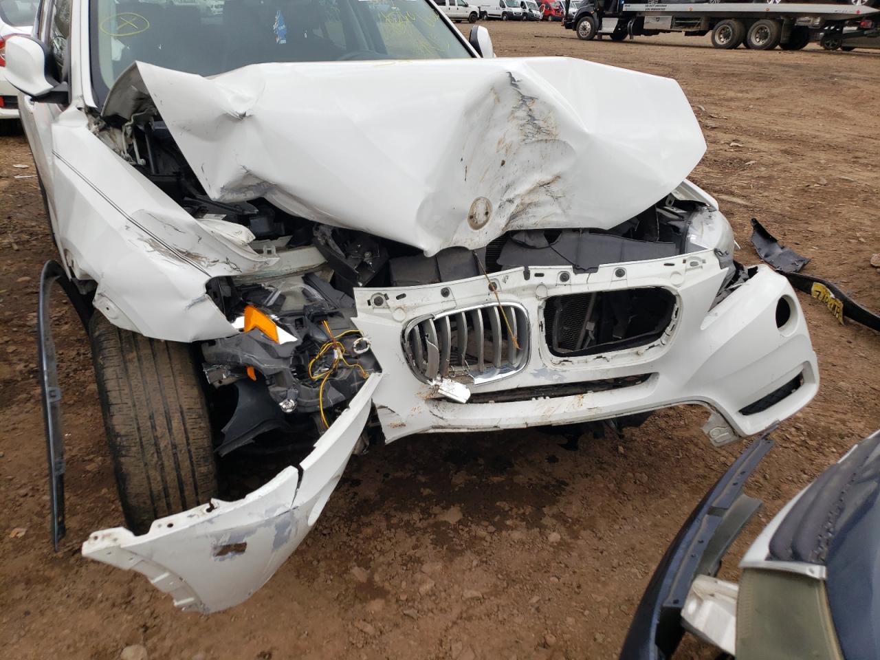 Photo 9 from auction – 2014 BMW X3 with VIN 5UXWX9C51E0D34676