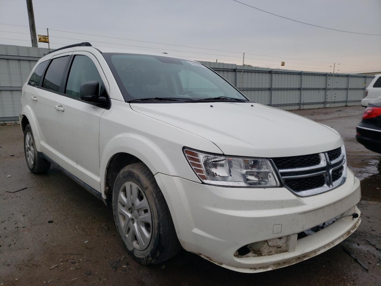 DODGE JOURNEY SE 2017 with VIN 3C4PDCAB0HT511937 - Photo from auction