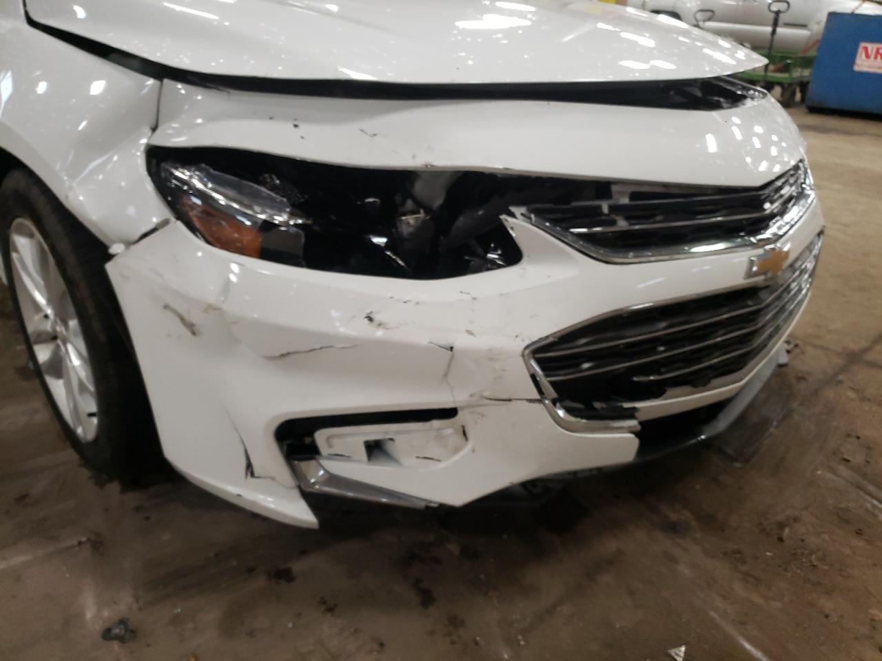 Photo 9 from auction – 2017 CHEVROLET MALIBU LT with VIN 1G1ZE5ST5HF174502