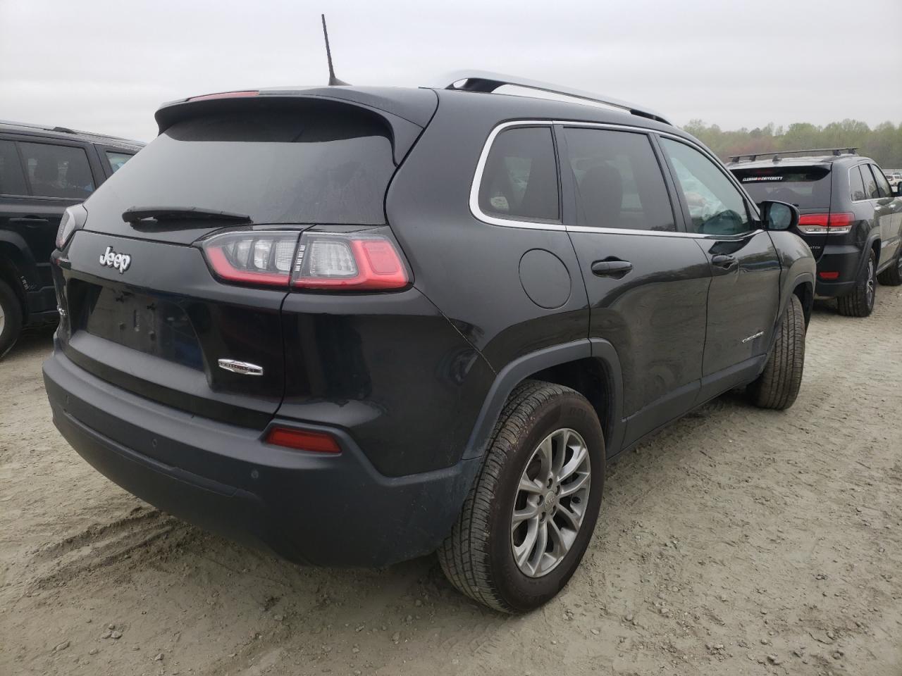 Photo 4 from auction – 2019 JEEP CHEROKEE L with VIN 1C4PJMLB8KD398411