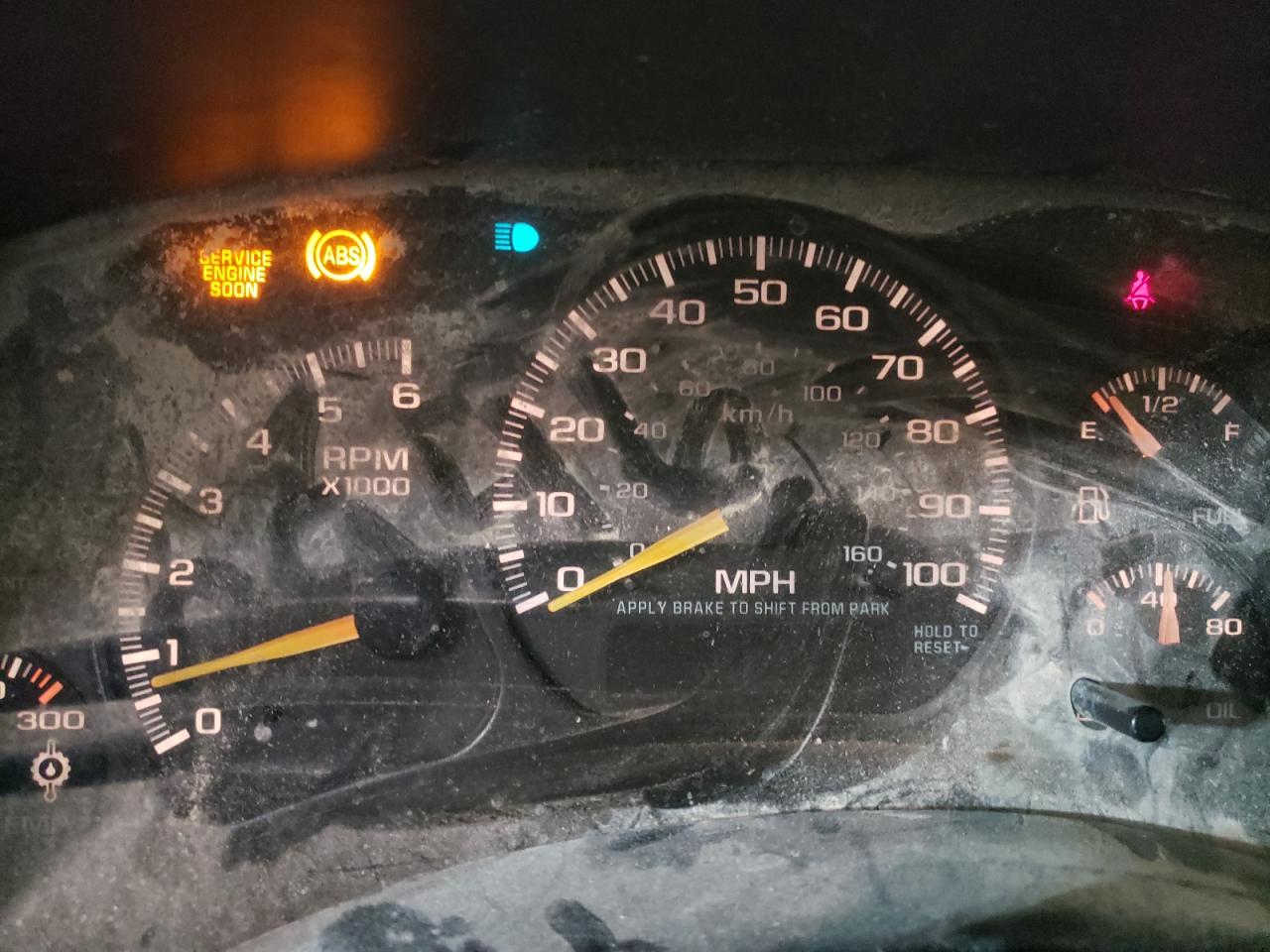 Photo 8 from auction – 2001 CHEVROLET SILVERADO with VIN 1GCHK29U71E127332