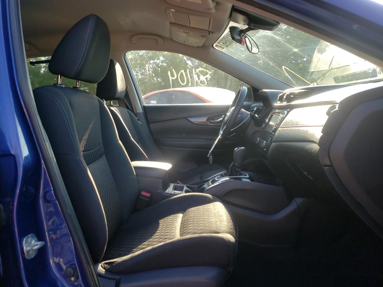 Photo 5 from auction – 2019 NISSAN ROGUE S with VIN KNMAT2MT8KP506889